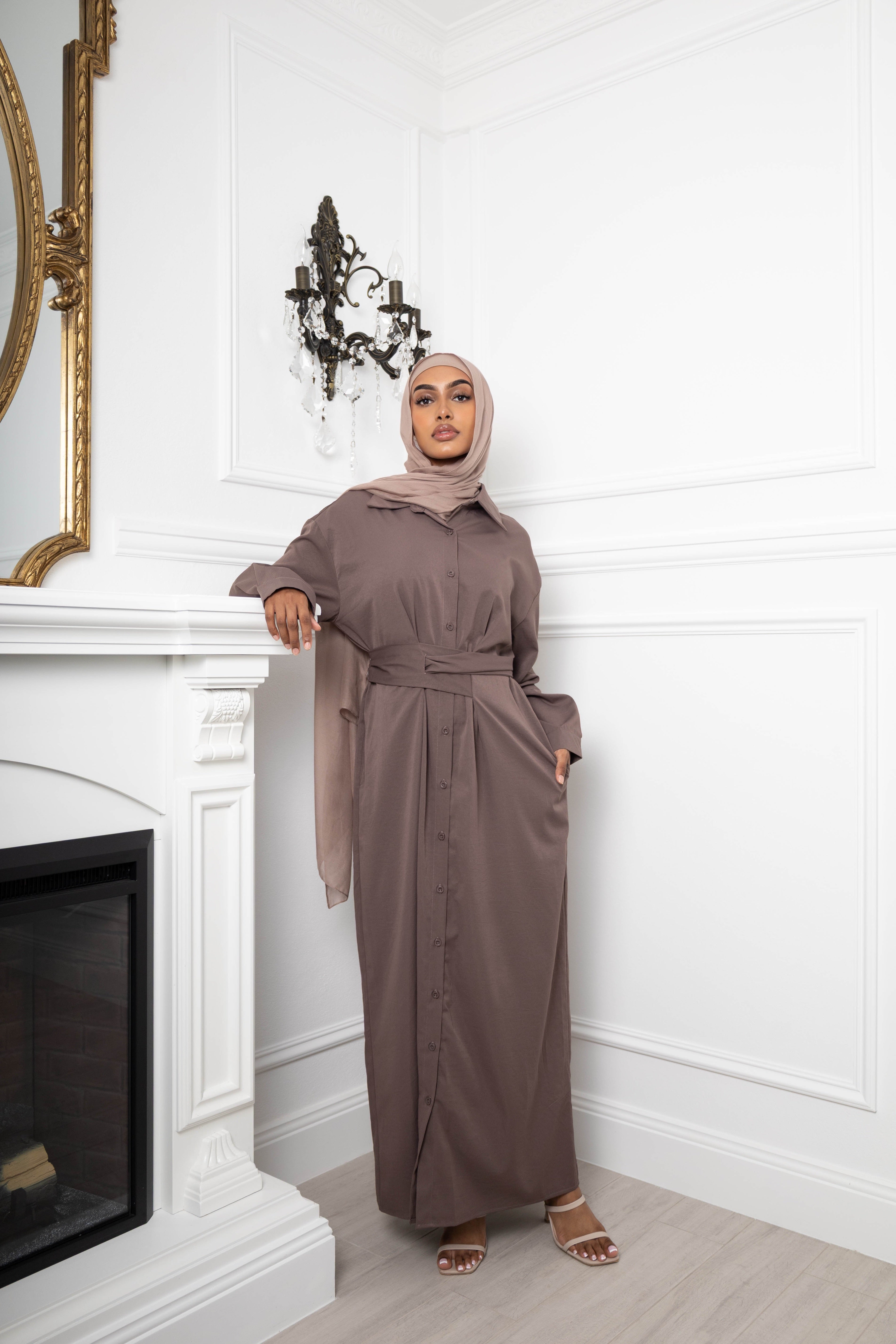 Nadirah unique belted maxi